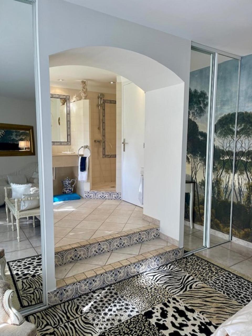 B&B Les Muscades Saint-Etienne-du-Gres Екстер'єр фото